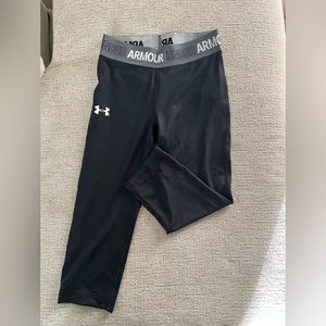 Black Under Armour Cropped Leggings